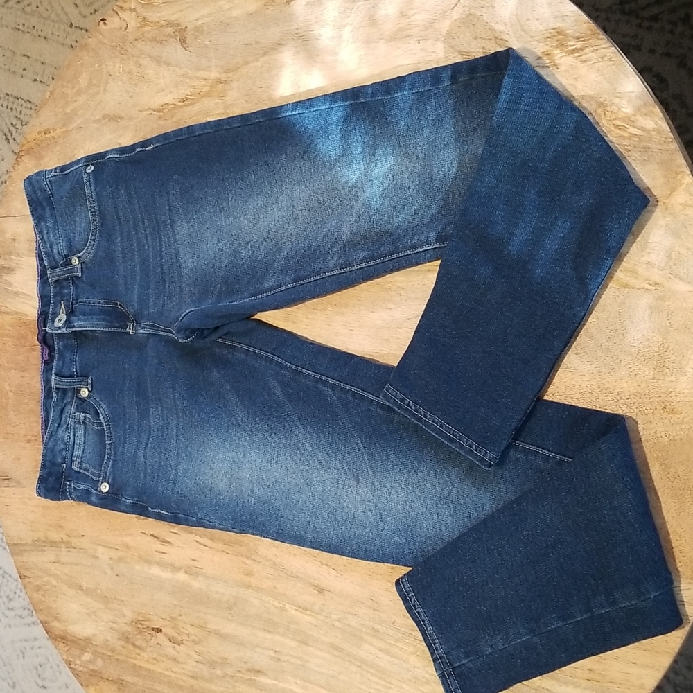 Levi skinny jeans